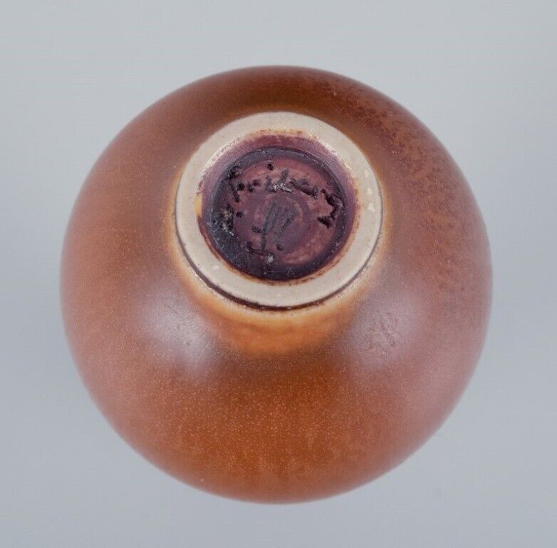 Berndt Friberg (1899-1981) for Gustavsberg Sweden Miniature ceramic vase