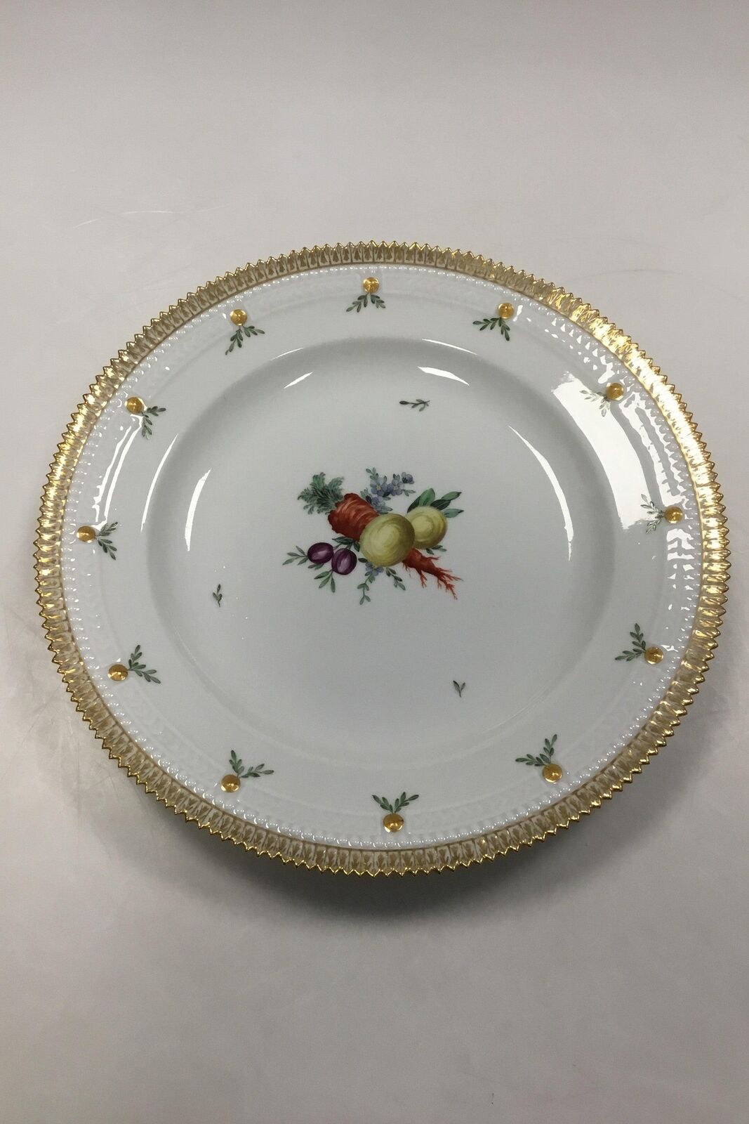 Royal Copenhagen Flora Danica Juliane Marie Dinner Plate No 17/3549