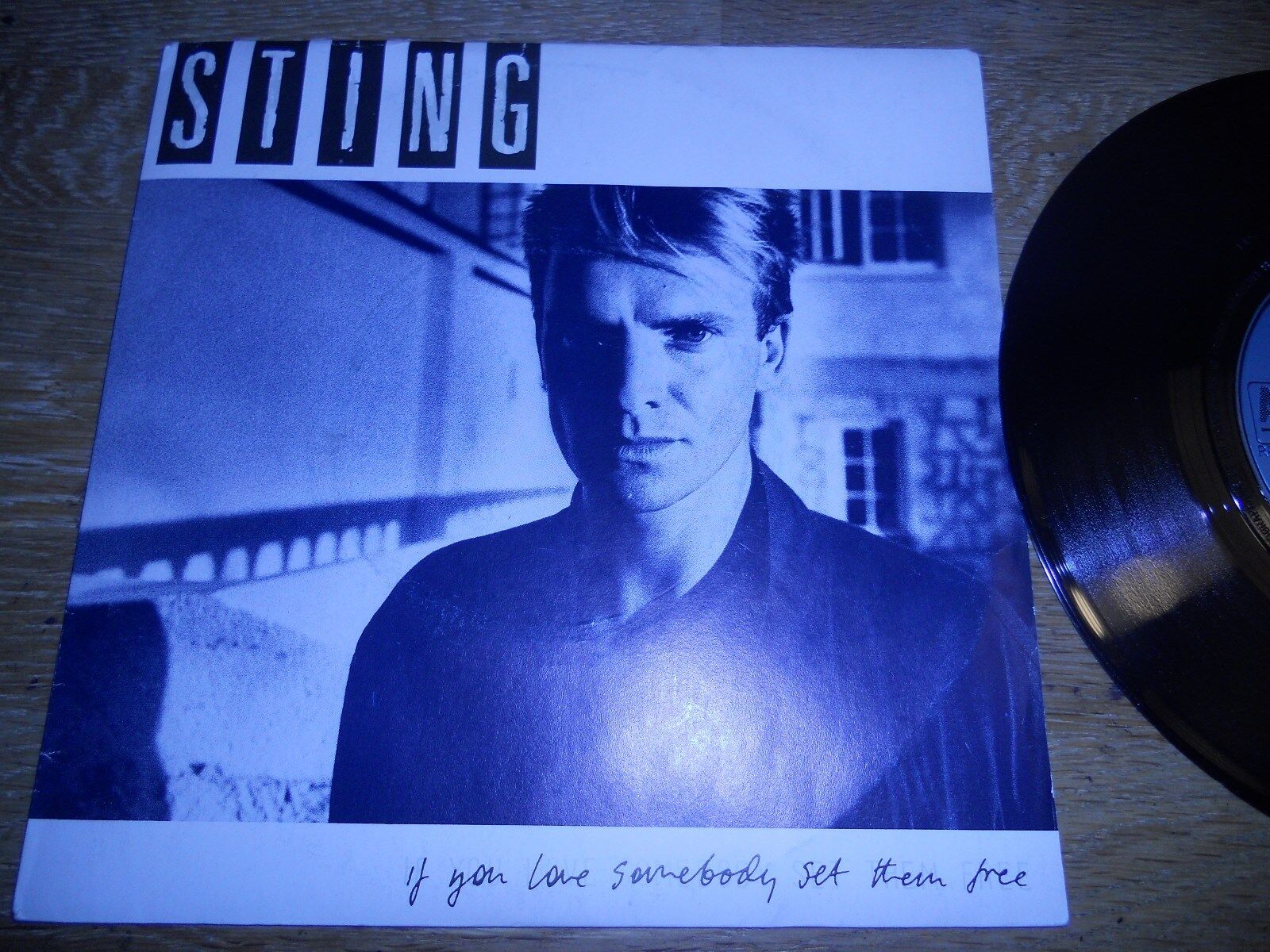 STING "IF YOU LOVE SOMEBODY SET THEM FREE" FRENCH PRESS 7 INCH SINGLE 1985 A  M