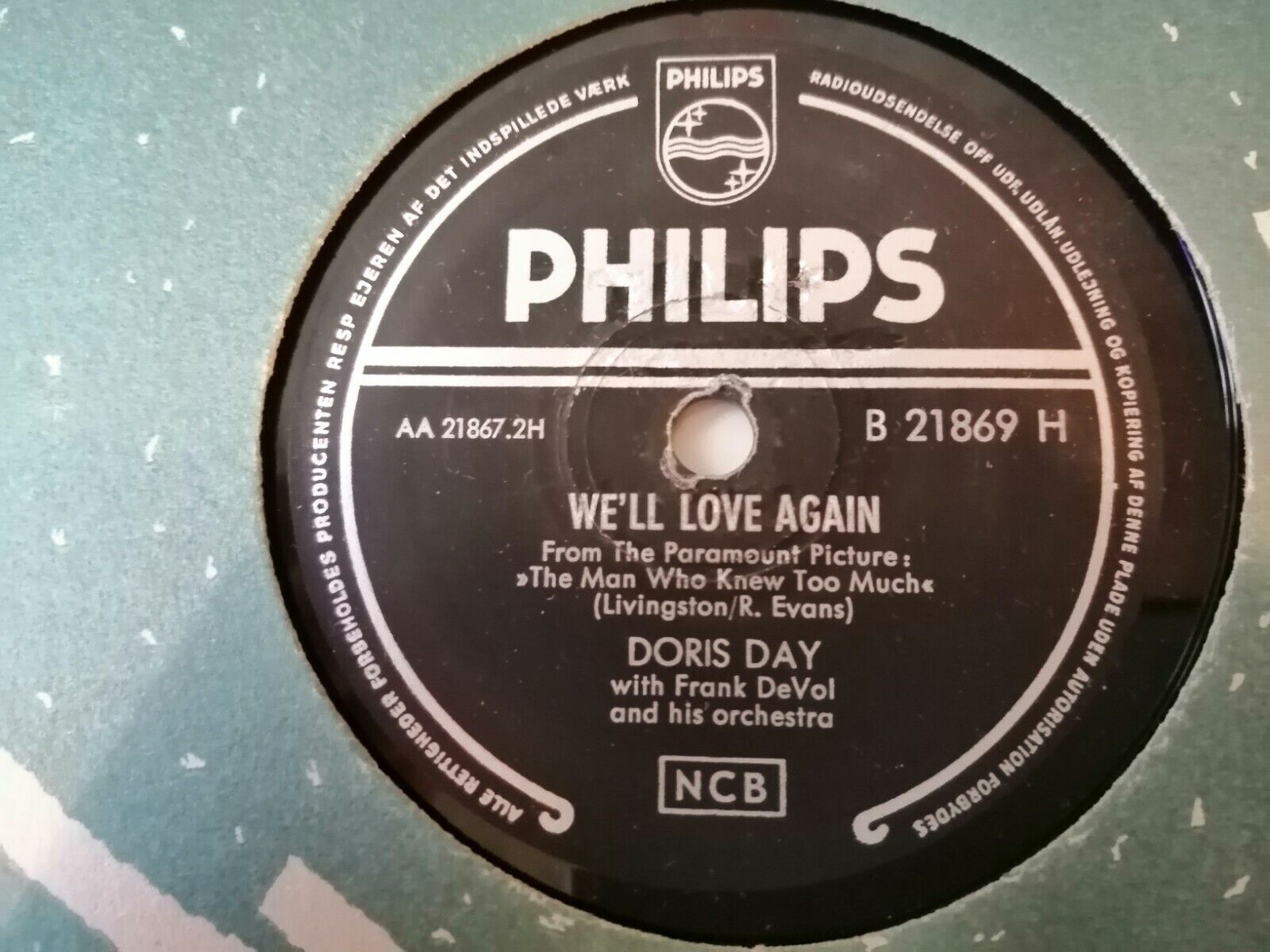 78 RPM  shellacDoris Day : We'll Love Again / Whatever Will BeWill Be Philips