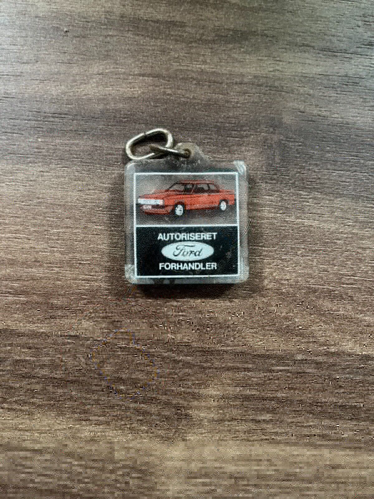 Vintage Ford Danish Plastic Keychain Car Dealership - Classic 1980s Retro Design