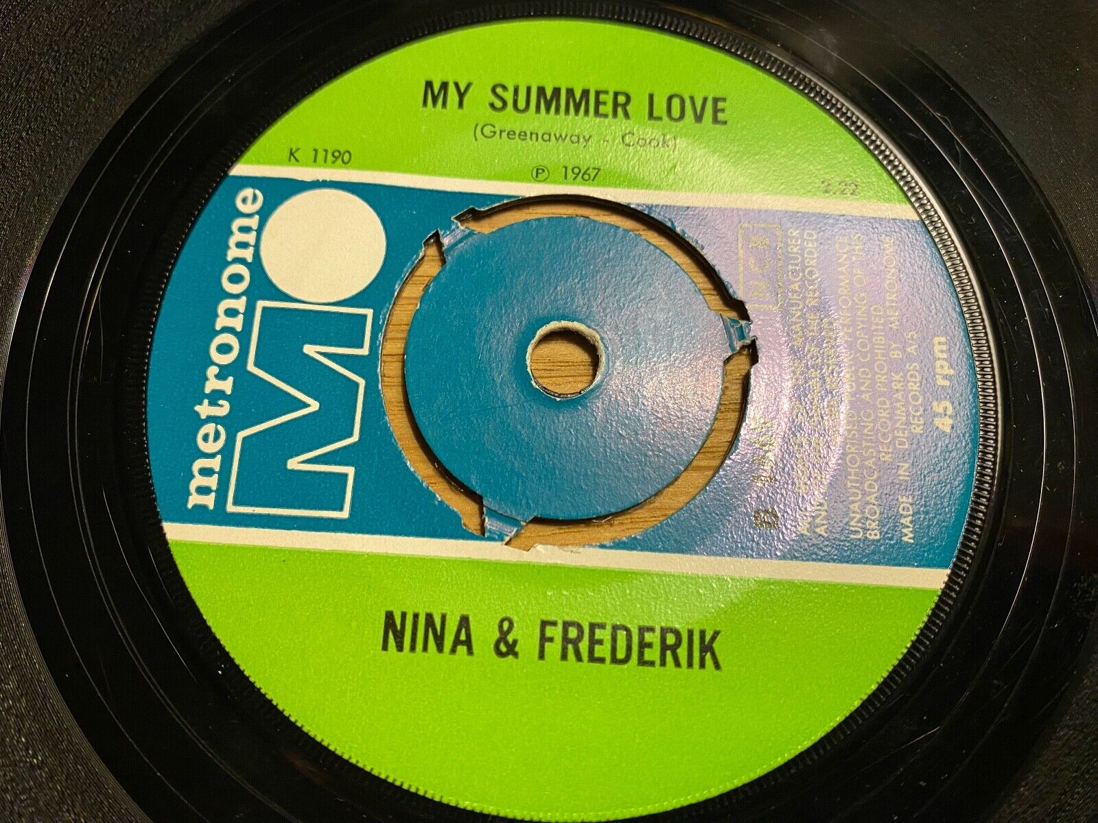 NINA  FREDERIK "LOVERS OF THE WORLD UNITE / MY SUMMER LOVE" METRONOME RECORDS 7