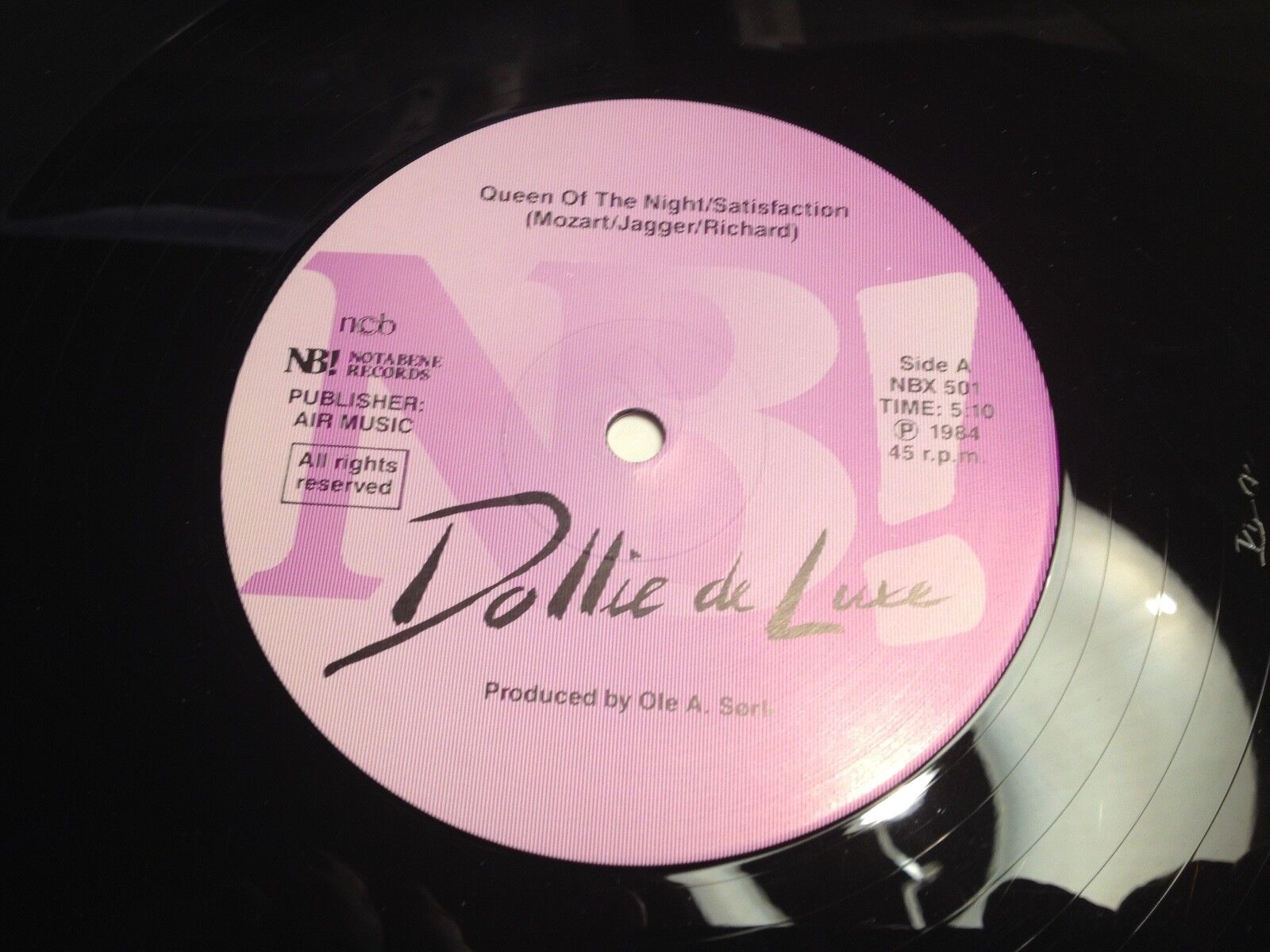 DOLLIE DE LUXE "QUEEN OF THE NIGHT / SATISFACTION" LIMITED EDITION NCB 1984 MAXI