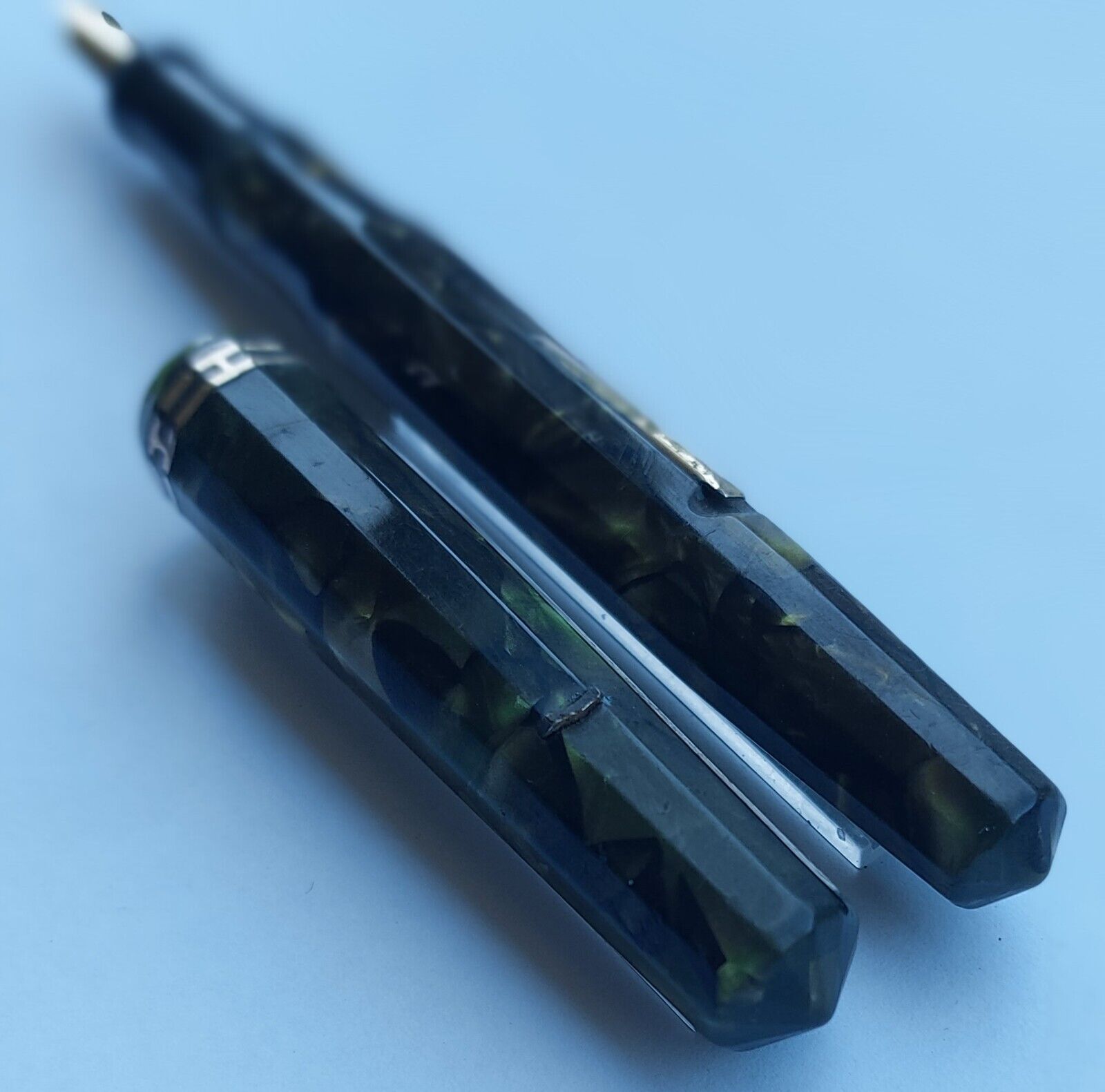 Vintage green marbled and 12-sided Eversharp fountain pen made in Canada