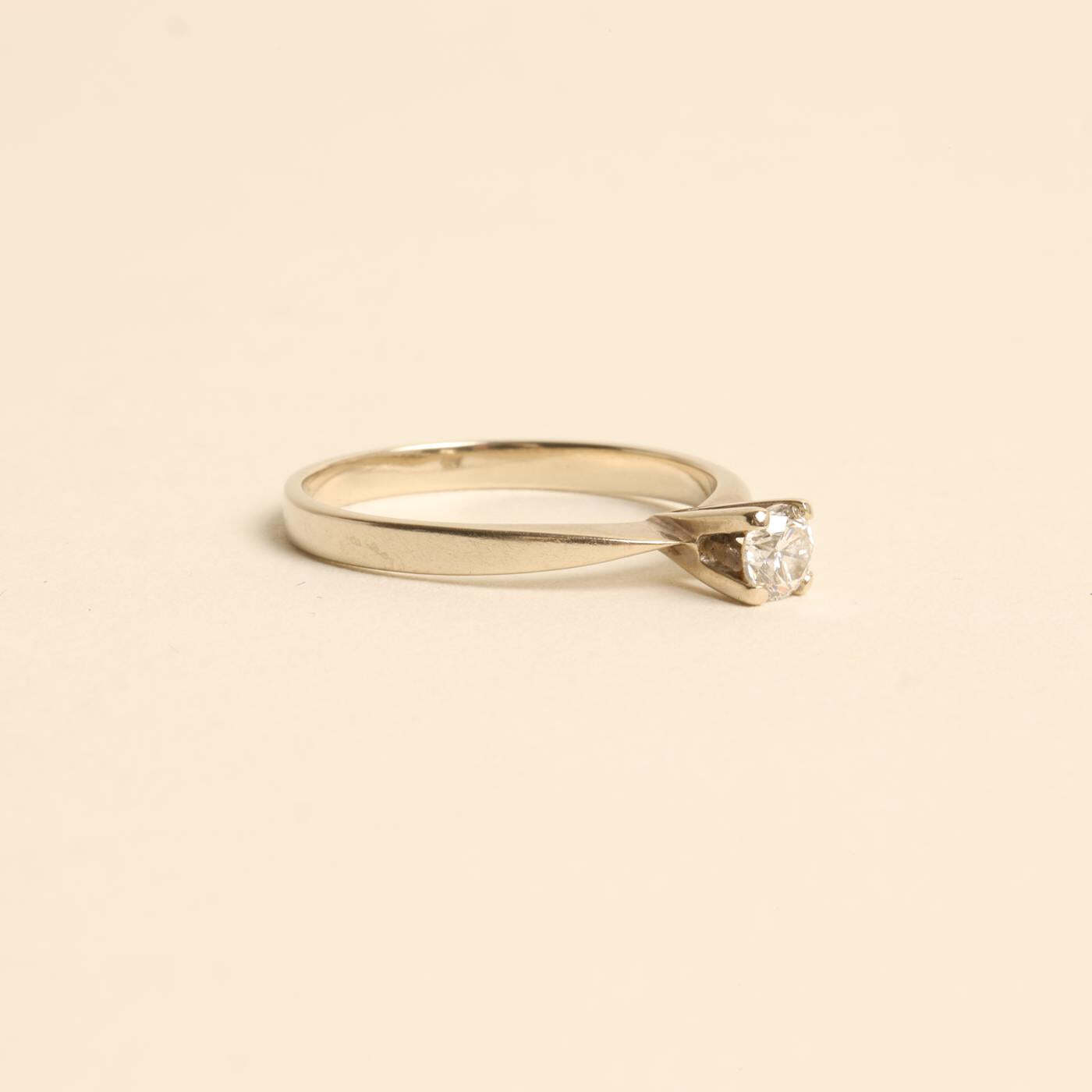 Ring with diamond (025 ct) in 14K Gold size 7¾ | Solid Gold | Fine