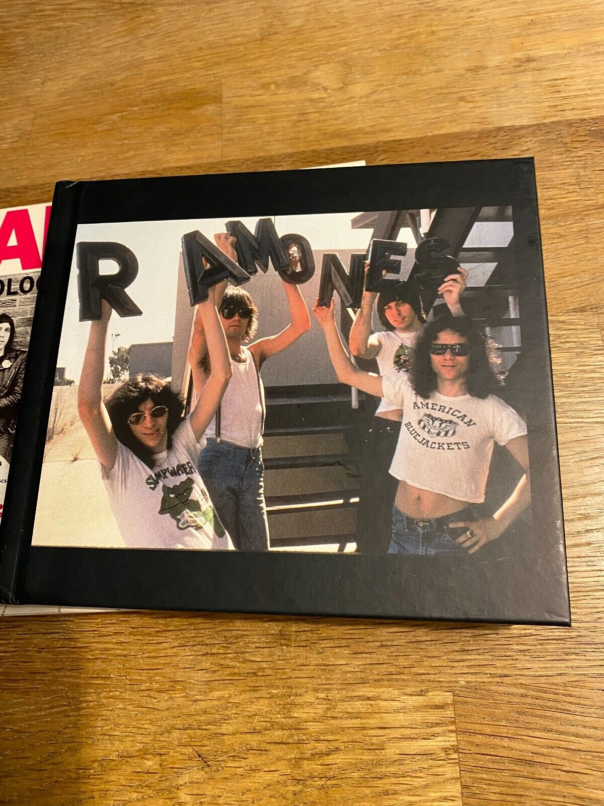 RAMONES "ANTHOLOGY HEY HO LET´S GO!" 2 X CD ALBUM 1999 53 TRACK 80 PAGE BOOK***