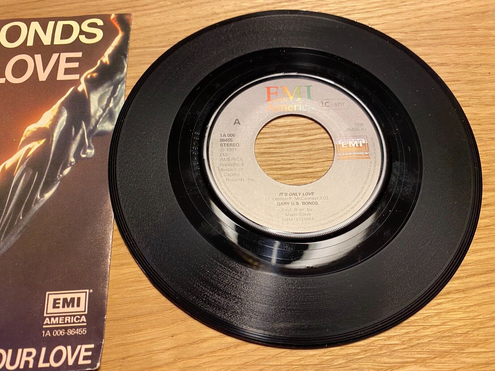 GARY US BONDS  "IT´S ONLY LOVE (J LENNON - P MCCARTNEY)" 1981  EMI AMERICA 7