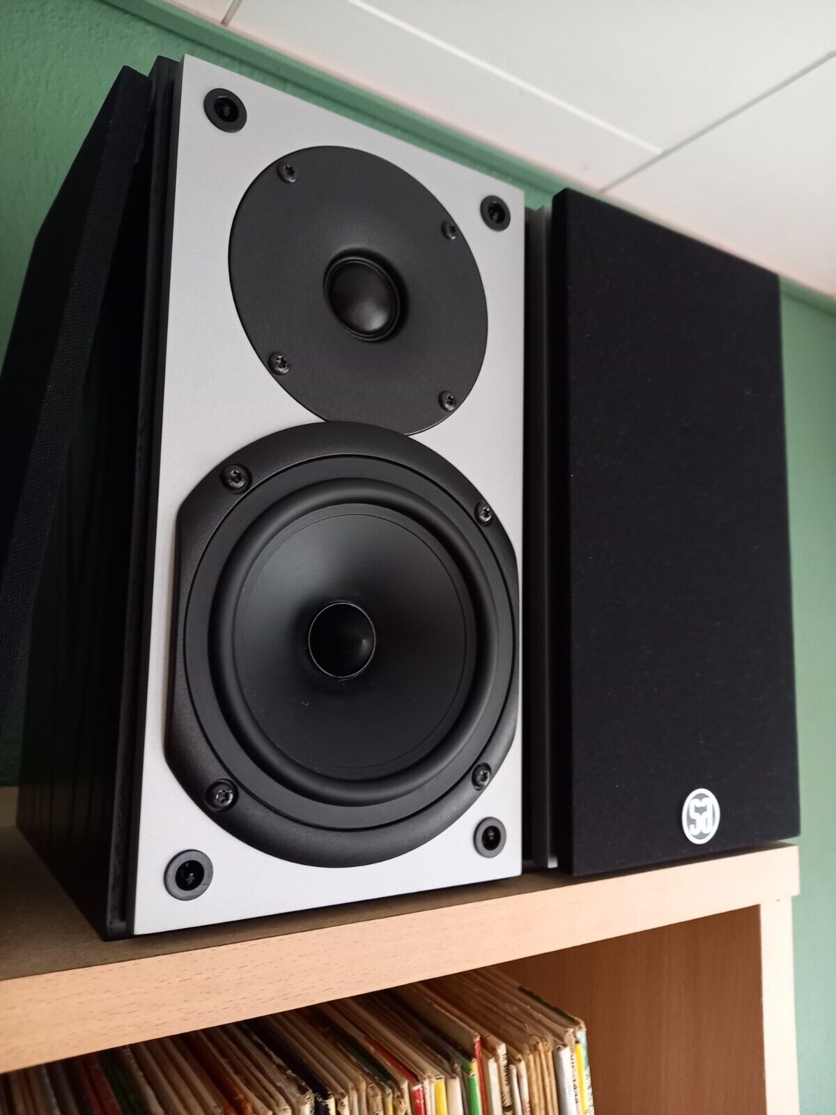 System Audio SA 705 - HandMade in Denmark Bookshelf monitor Loudspeakers - Boxed