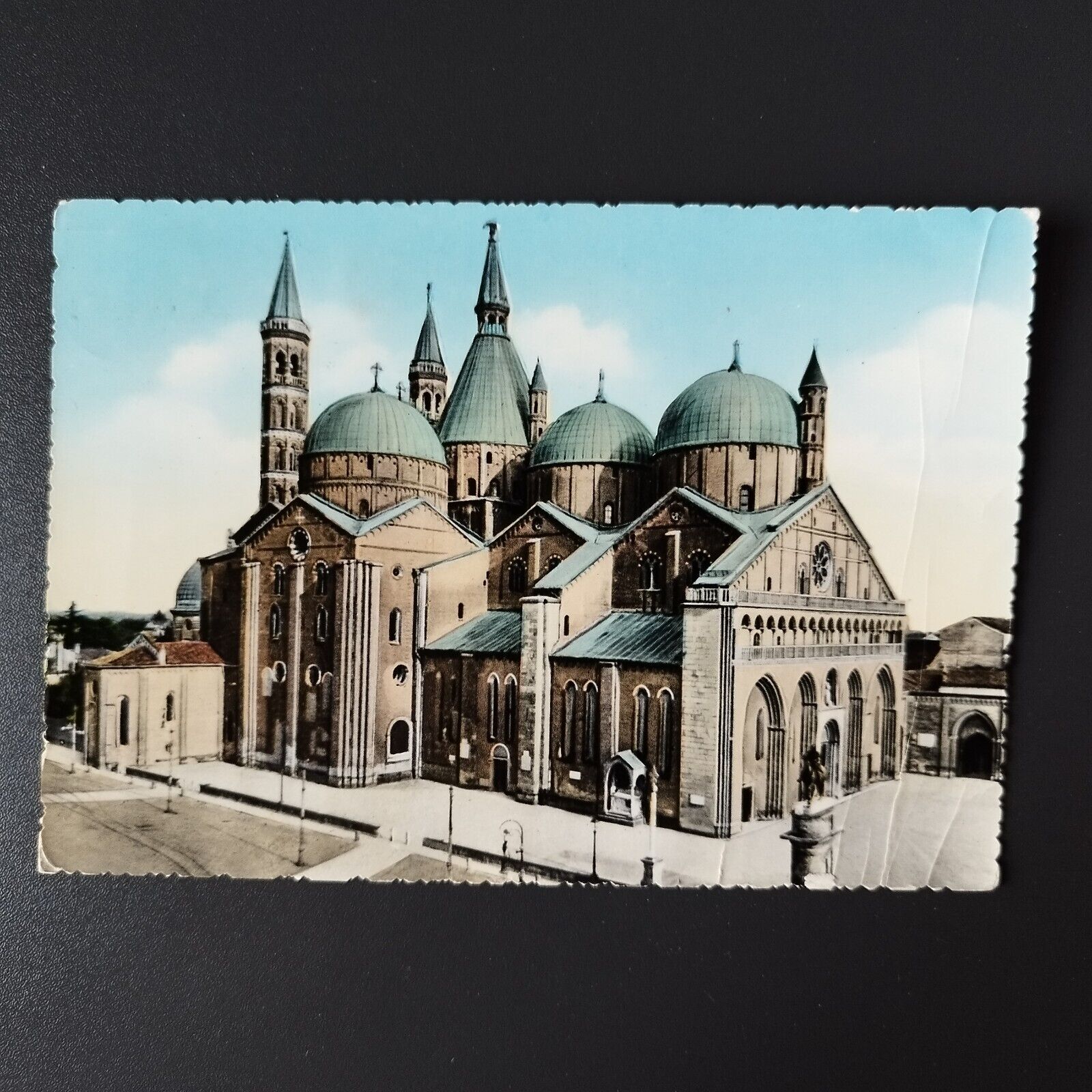 Italy Pardova Basilica di SAntonio Cathedral Posted in 1958