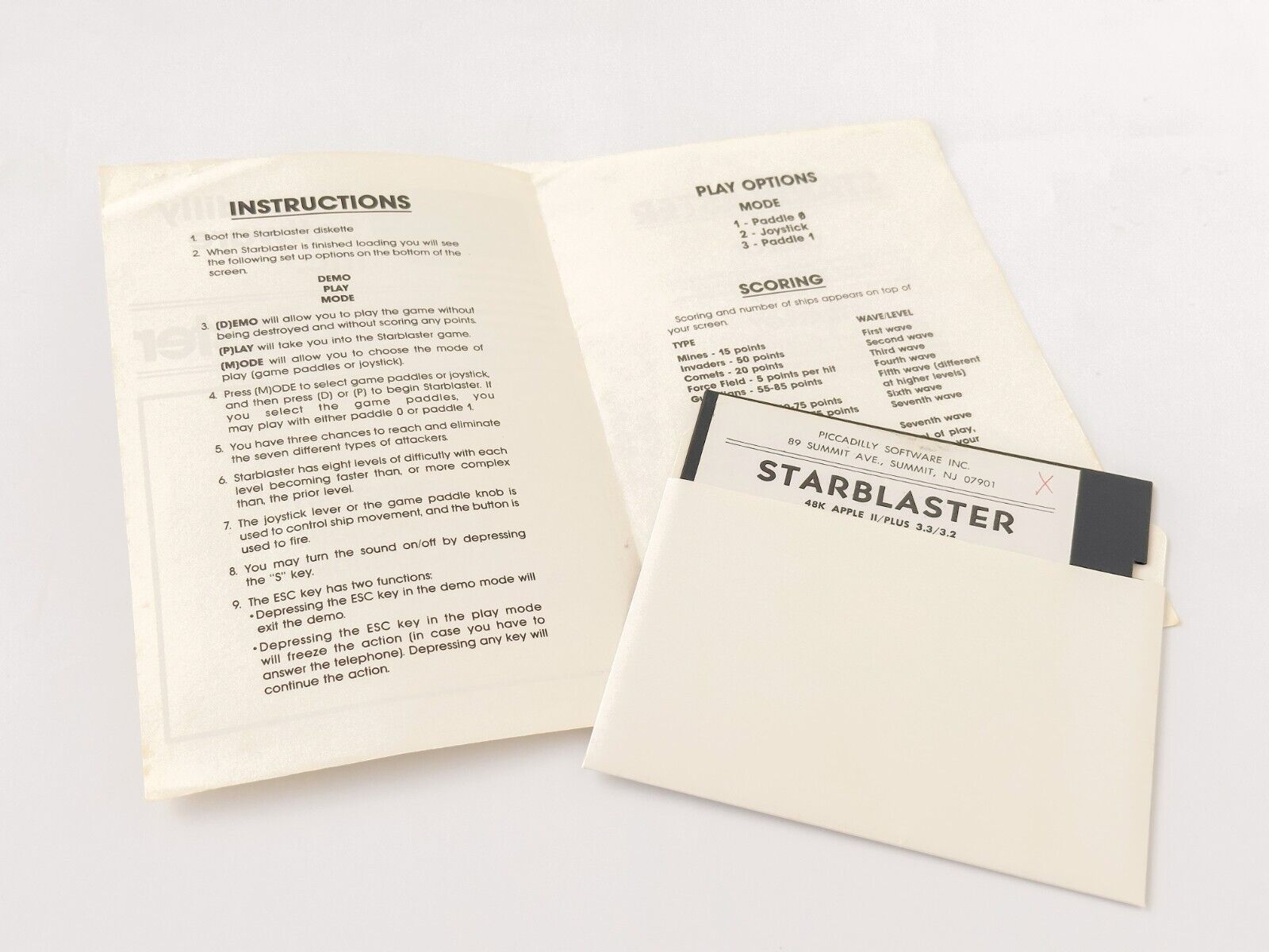 Starblaster - Picadilly Software Inc - 1982 / Apple II