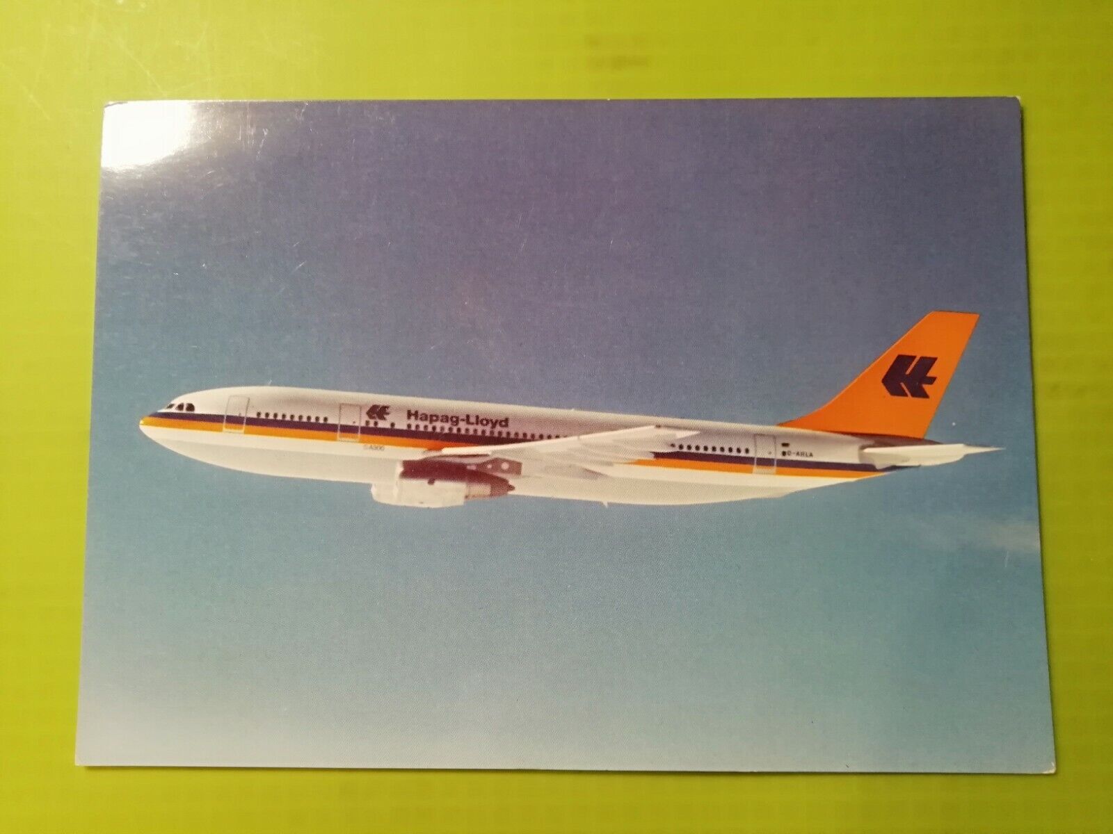 Aviation postcardGermanyHapag-Lloyd Airbus A-300 B4 Unposted