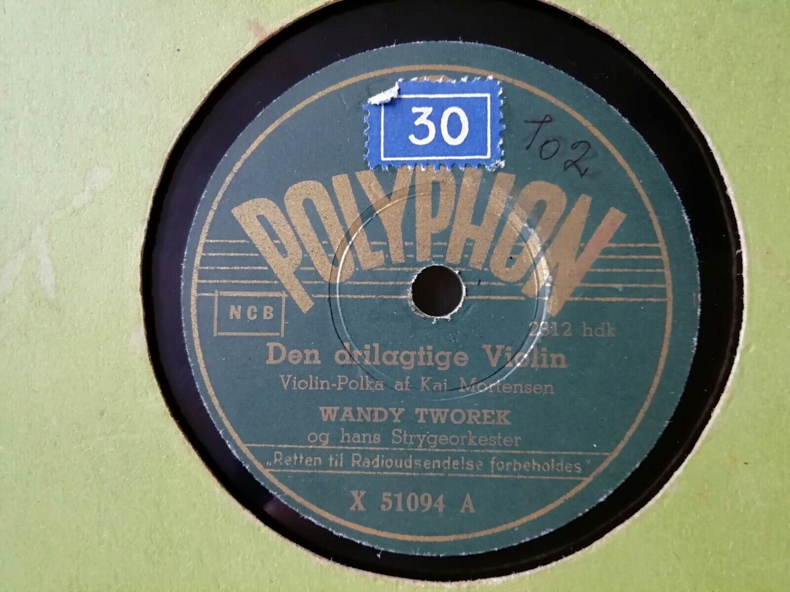 78 rpm record:Wandy TworekDen Drilagtige ViolinThe Violin SingsViolin-Polka