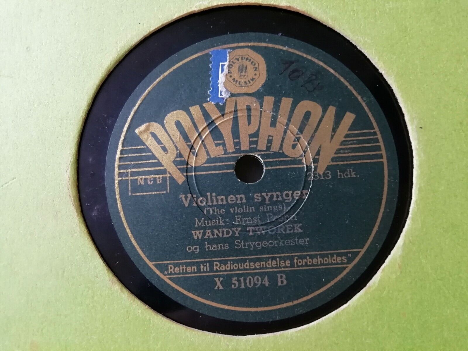 78 rpm record:Wandy TworekDen Drilagtige ViolinThe Violin SingsViolin-Polka