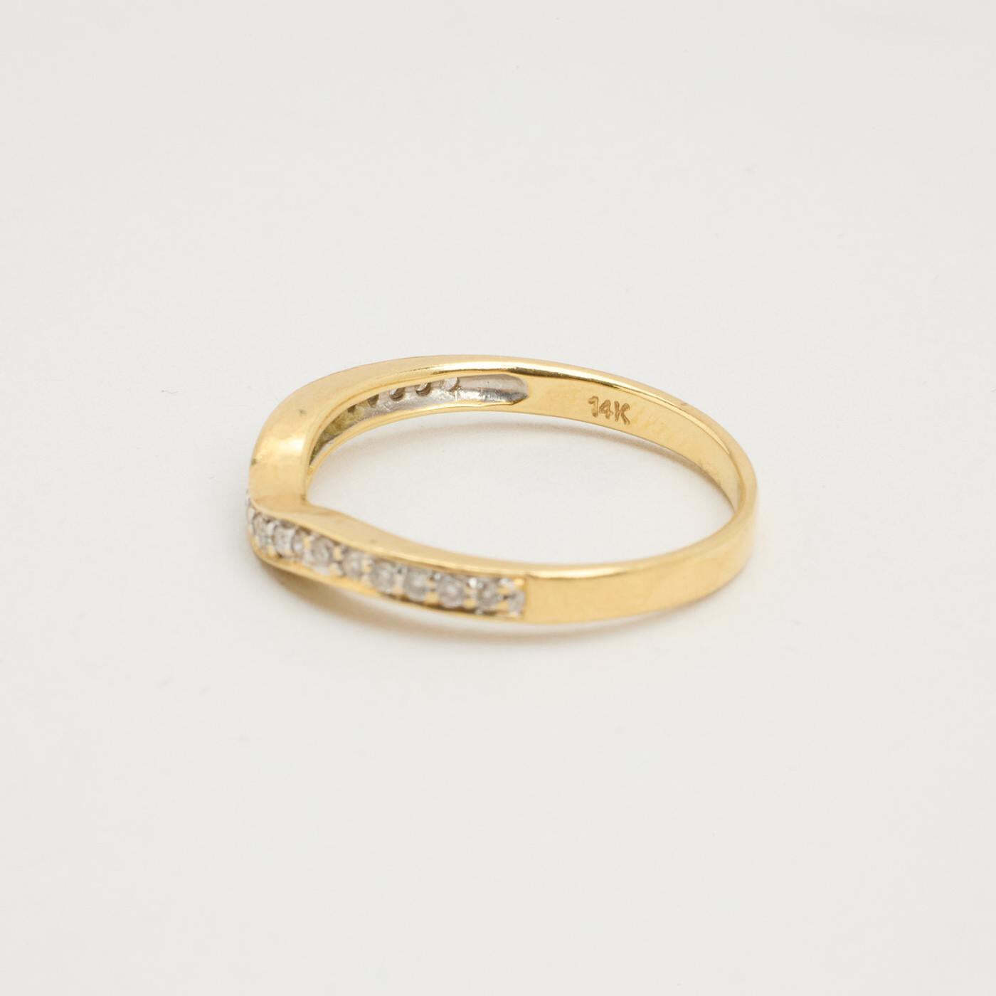 Ring with diamond (011 ct) in 14K Gold size 6¾ | Real Genuine Gold