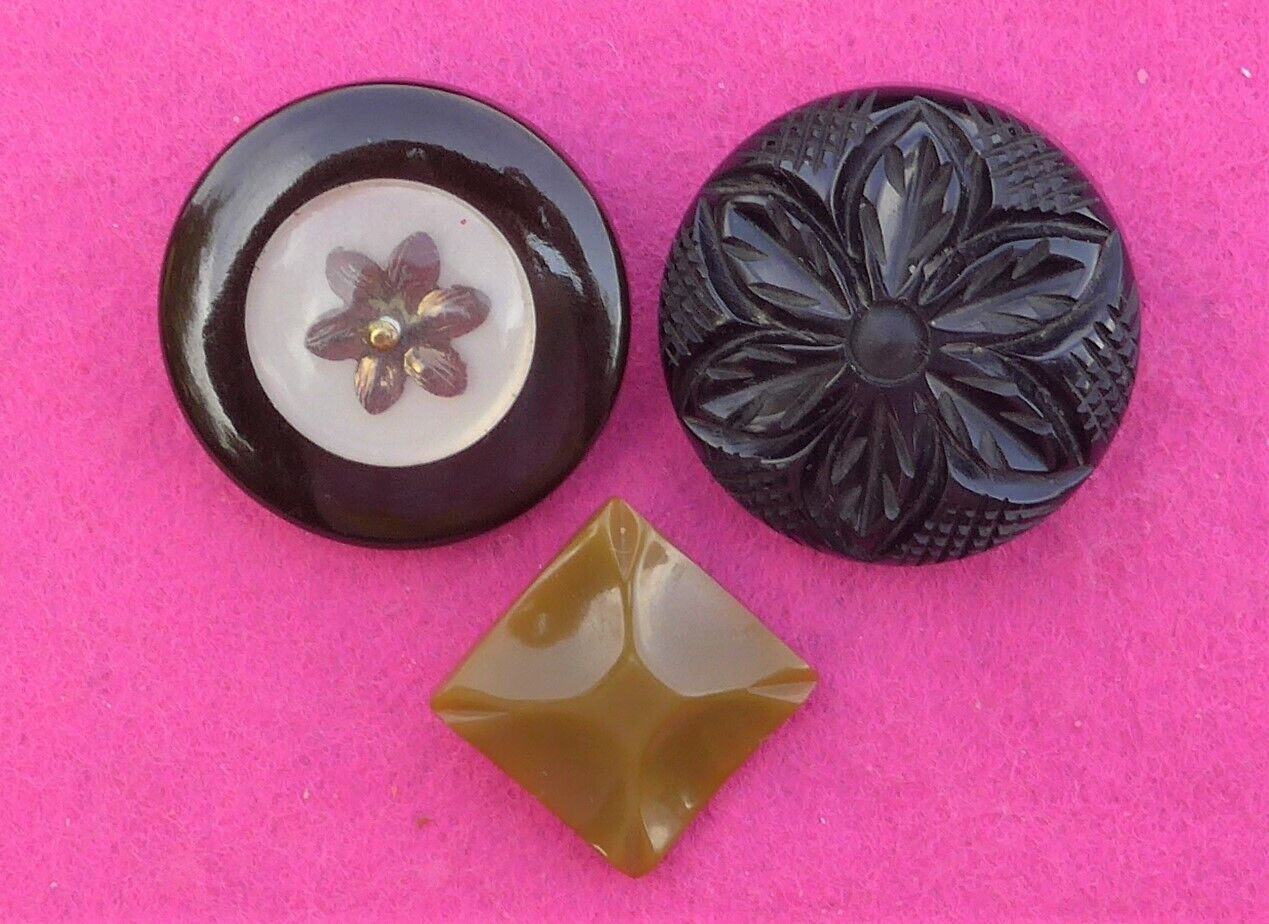 COLLECTABLE vintage 3 ART DECO BAKELITE BUTTONS - carved etc - tested ( 9 )