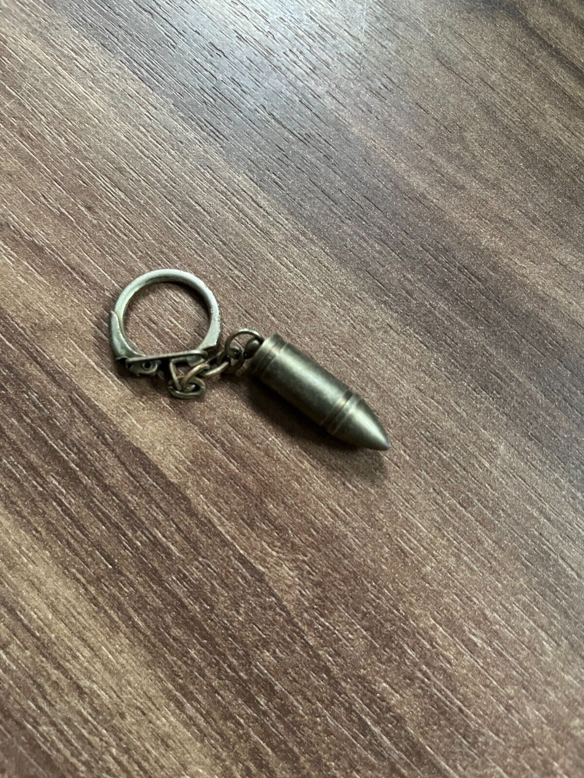 Vintage Bullet Keychain – Unique Brass Ammunition Design - Retro Collectible