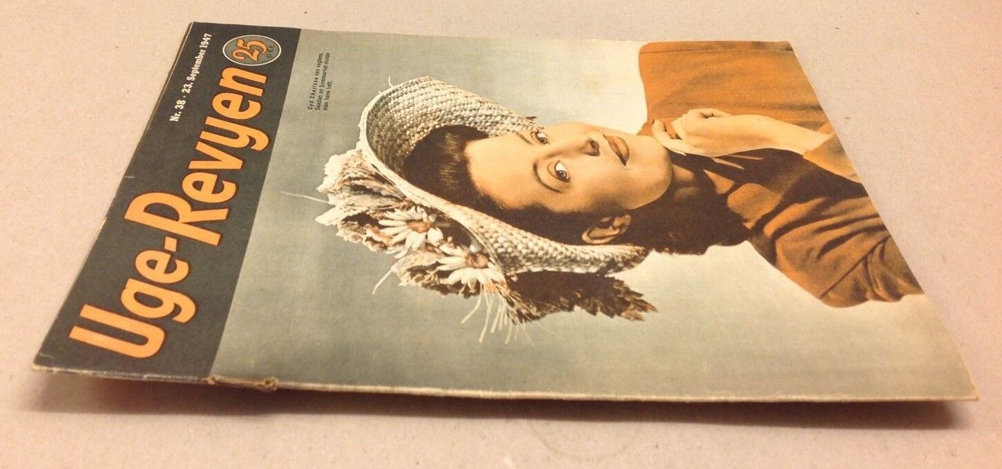 Cyd Charisse On Cover Original Vtg Danish Magazine December 1947 "Uge-Revyen"