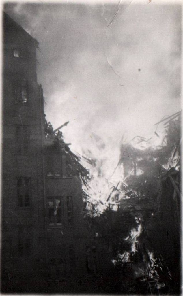 WWII Photo Sabotage Daily Life Copenhagen Denmark Small Size 9x6cm World War 2