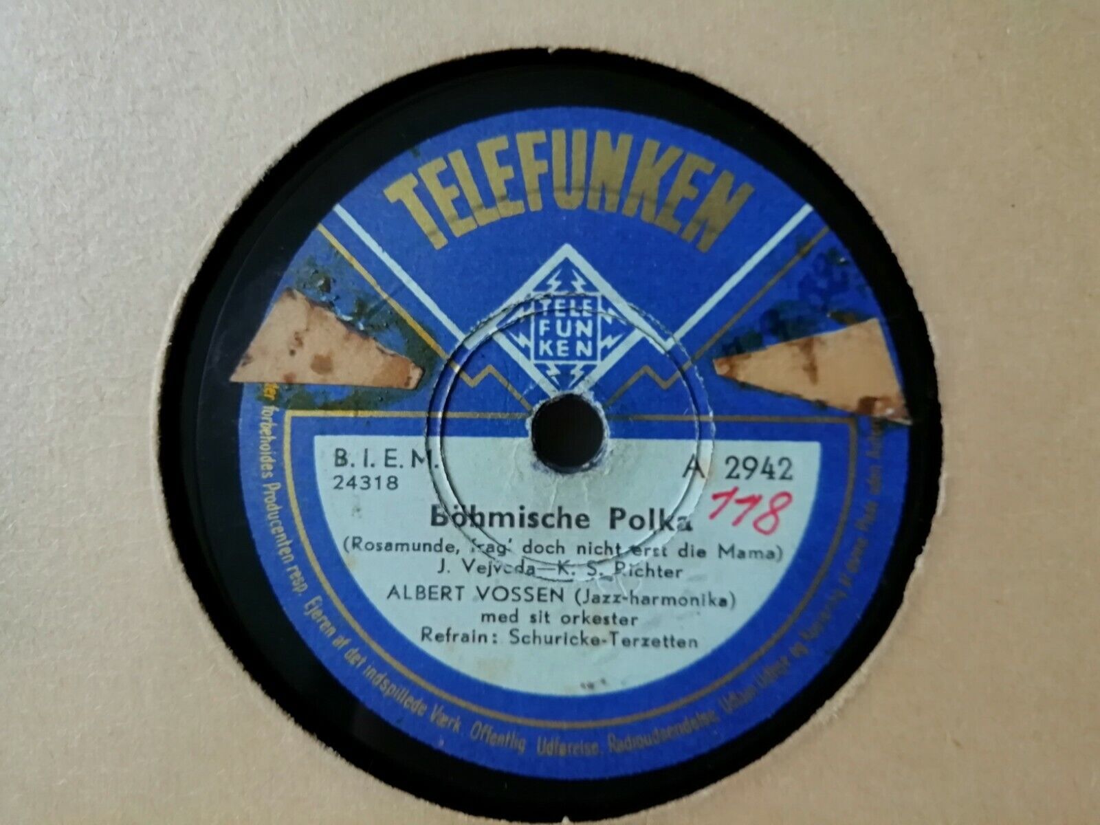 78 rpm record:Albert VossenIm GänsemarschBöhmische PolkaTelefunken A2942