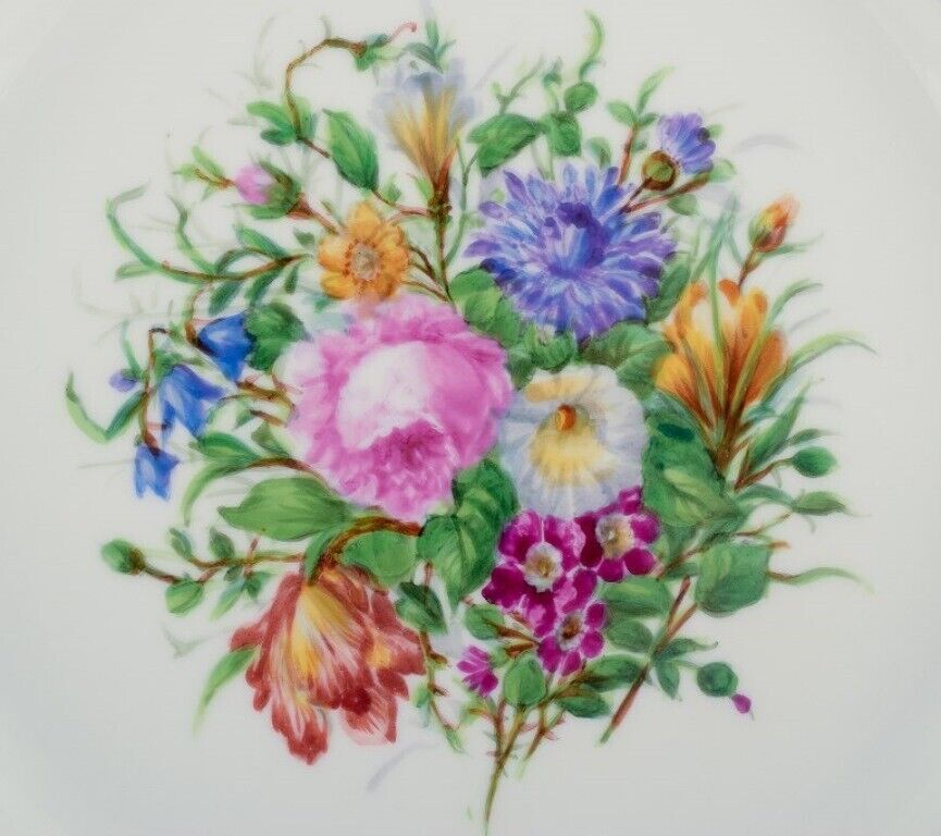 Bing  Grøndahl large round serving platter in porcelain with flowers