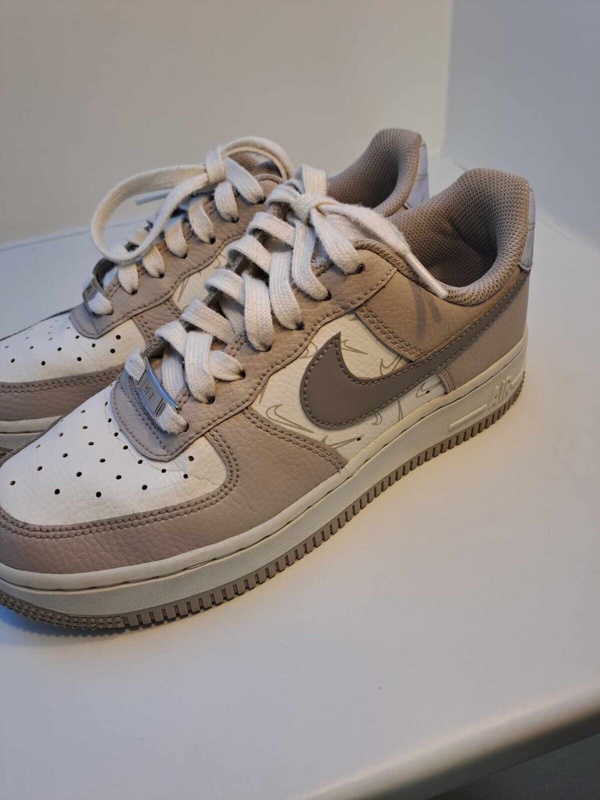 NIKR AIR FORCE 1LOW'07 MINI SWOOSH GREY!!!!