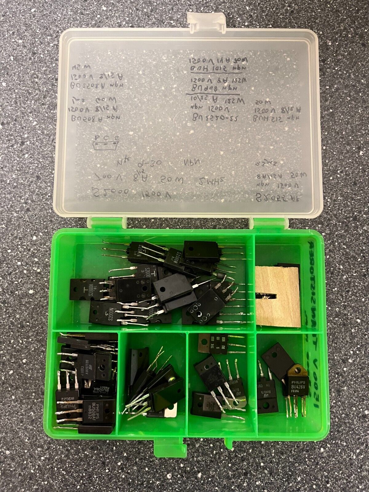 Assorted NPN Transistor Bundle - High Voltage  Power - S2000, BU508A, BU2520-22