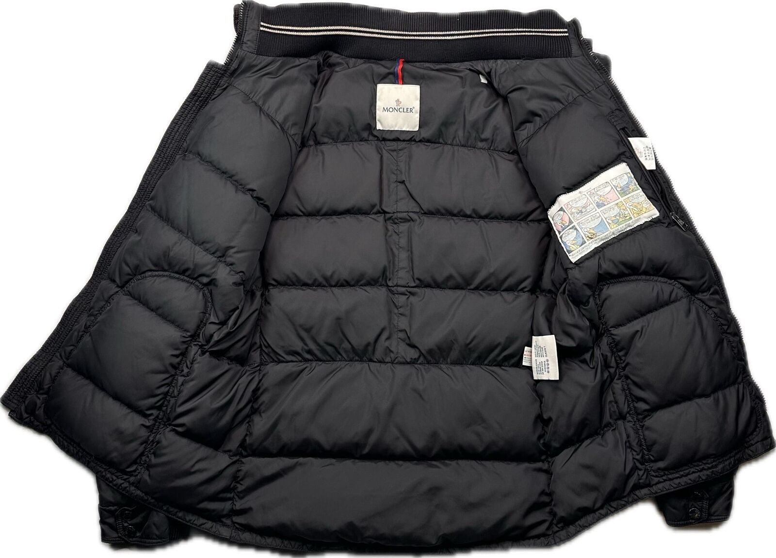 Moncler Tours Size 3