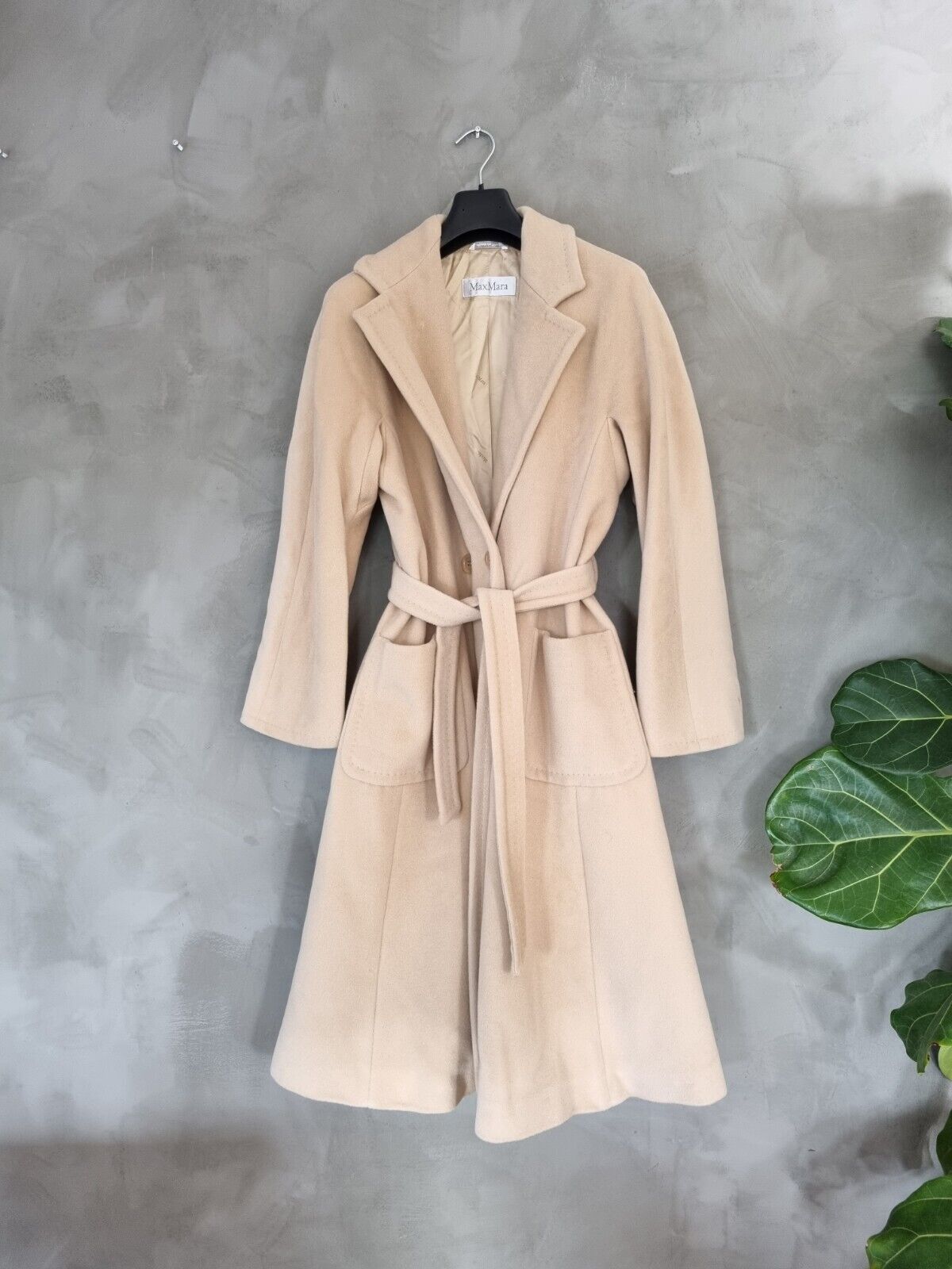 **Max Mara** Beige Wool Cashmere Long Coat FR40 DE38