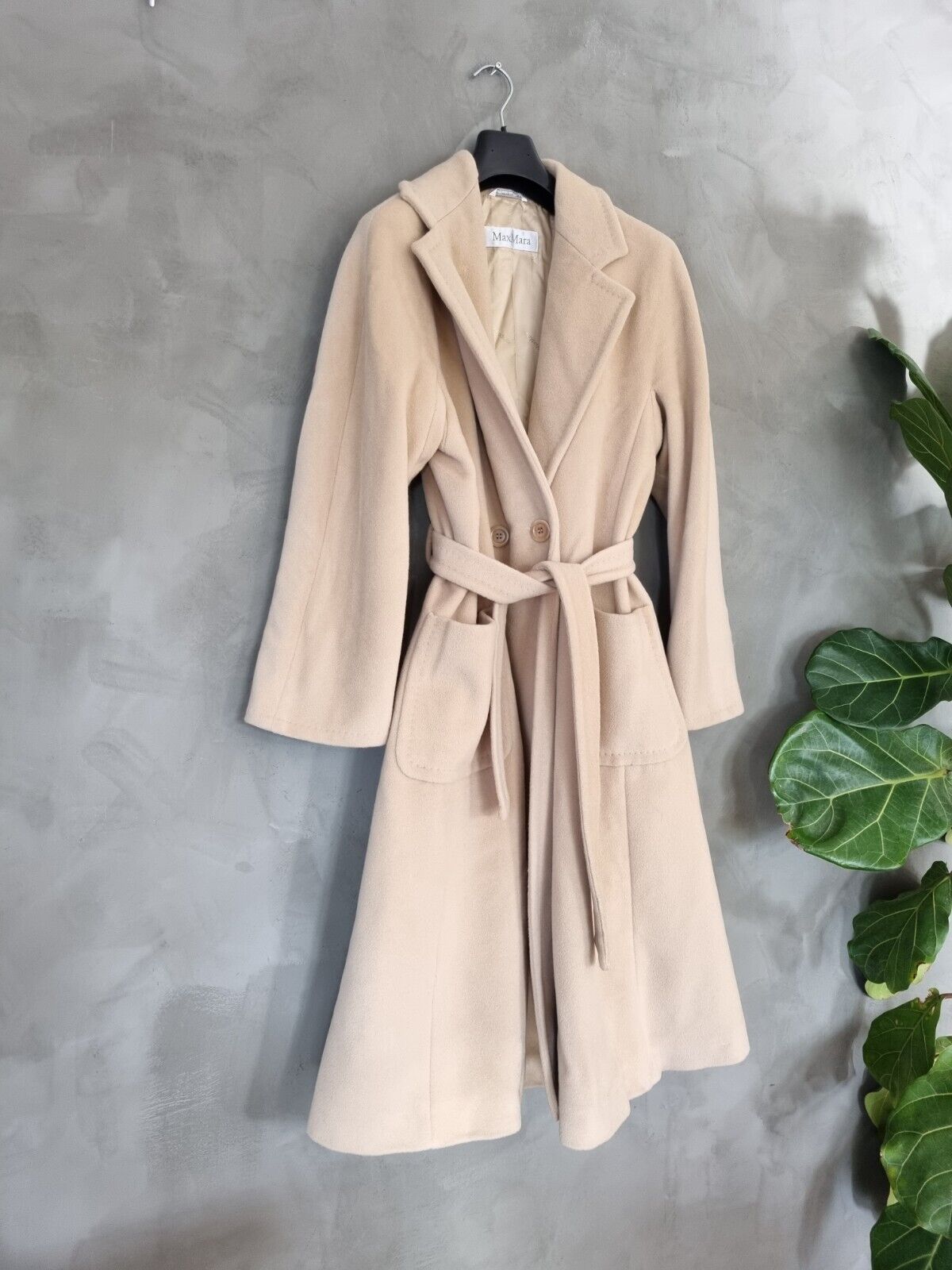 **Max Mara** Beige Wool Cashmere Long Coat FR40 DE38