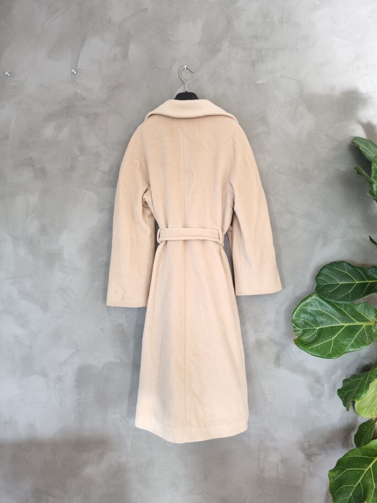 **Max Mara** Beige Wool Cashmere Long Coat FR40 DE38