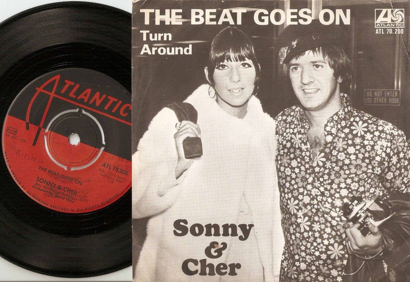 SONNY  CHER THE BEAT GOES ON  TURN AROUND SWEDISH 45+PS 1967 MOD NORTHERN SOUL