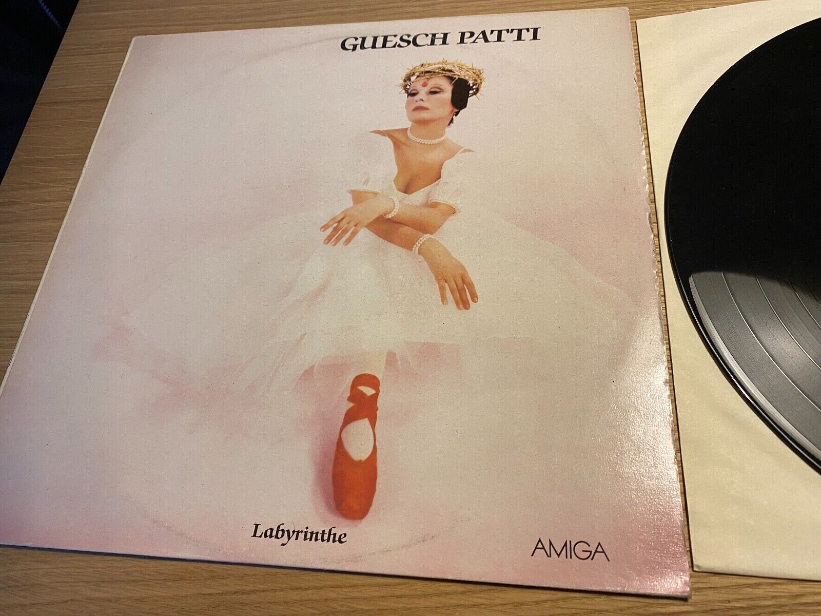 GUESCH PATTI "LABYRINTHE" AMIGA RECORDS EAST GERMAN PRESSED VINYL LP AWA 1990 LP