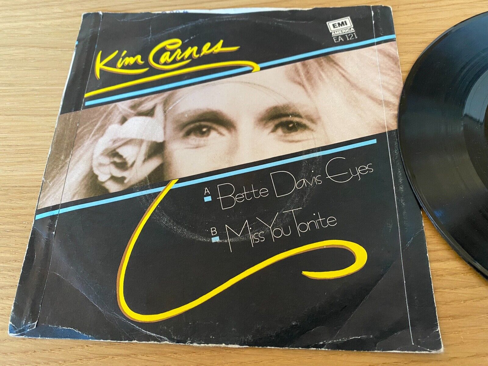 KIM CARNES "BETTE DAVIS EYES / MISS YOU TONITE" 1981 EMI AMERICA RECORDS UK 7"