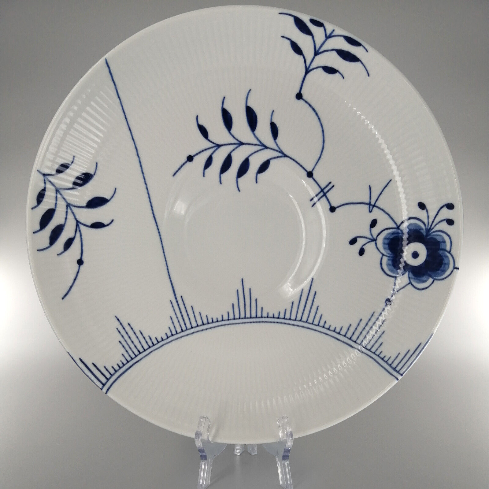 Royal Copenhagen Blue Fluted Mega Dish (34 cm) - #582ba