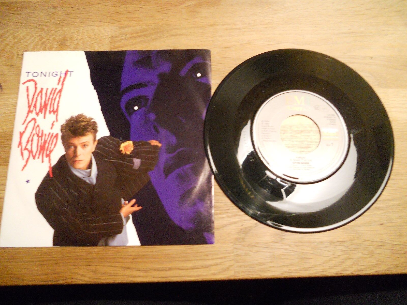 DAVID BOWIE TONIGHT / TUMBLE AND TWIRL EMI AMERICA 7 INCH SINGLE USED 1984 RARE*