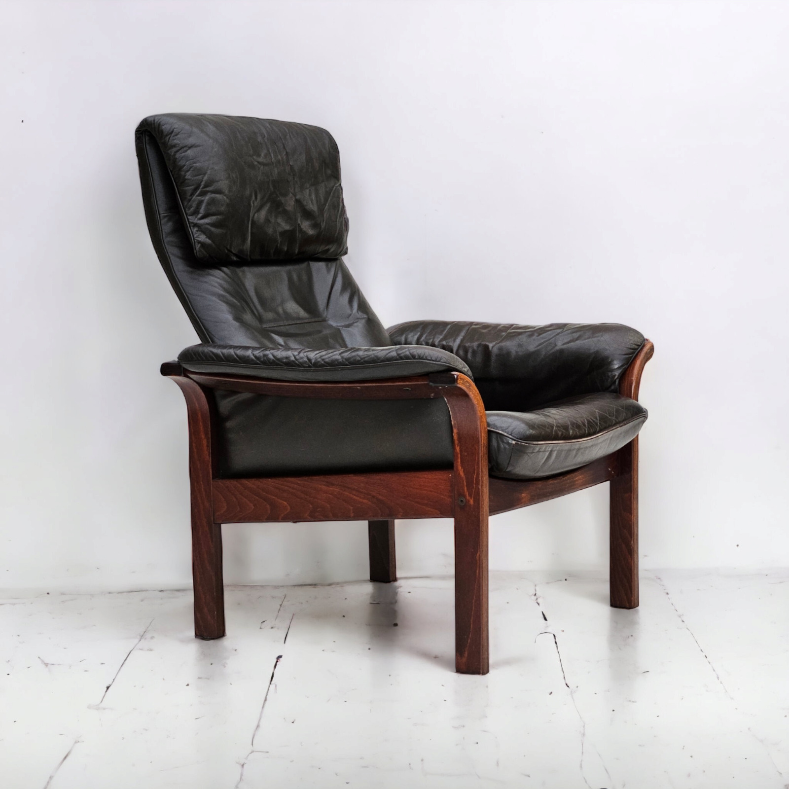 1970s Swedish design by Göte Möbler adjustable lounge chair brown leather