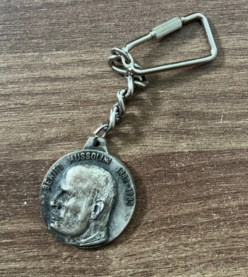 Benito Mussolini Commemorative Keychain - 100th Birth Anniversary - Metal - 1983