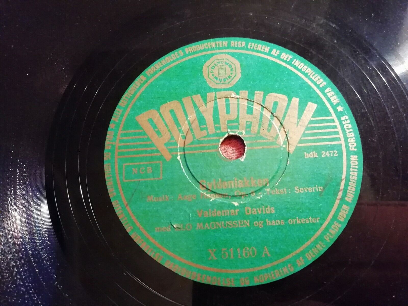 78rpm record:Tak For Gode Som For Onde År/GyldenlakkenValdemar Davids1948