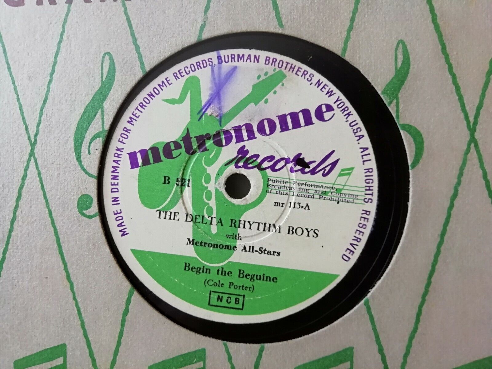 78 rpmTHE DELTA RHYTHM BOYSBegin the Beguine/On The Sunny Side Of The Street