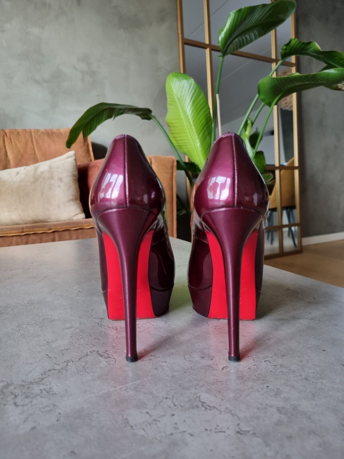 **Christian Louboutin** Burgundy Bianca Patent Leather Platform Pumps Heels 35 2