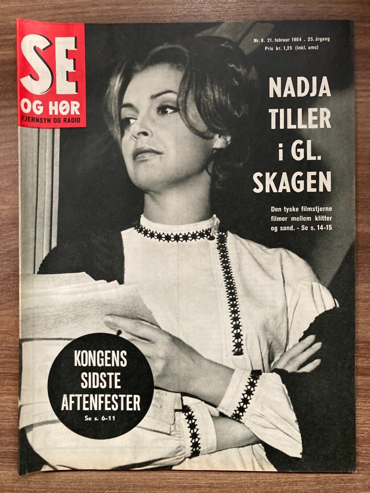 Nadja Tiller in Skagen Jutland Denmark Danish Magazine 1964 Se og Hør