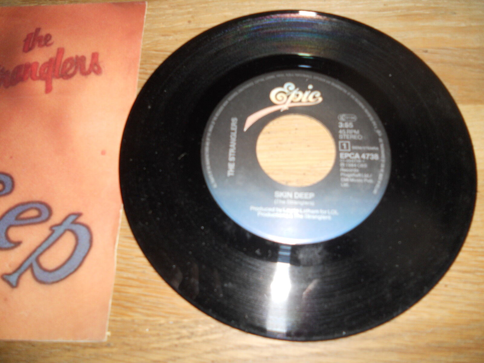 THE STRANGLERS "SKIN DEEP / HERE  THERE" 1984 EPIC RECORD HOLLAND USED EPCA4738