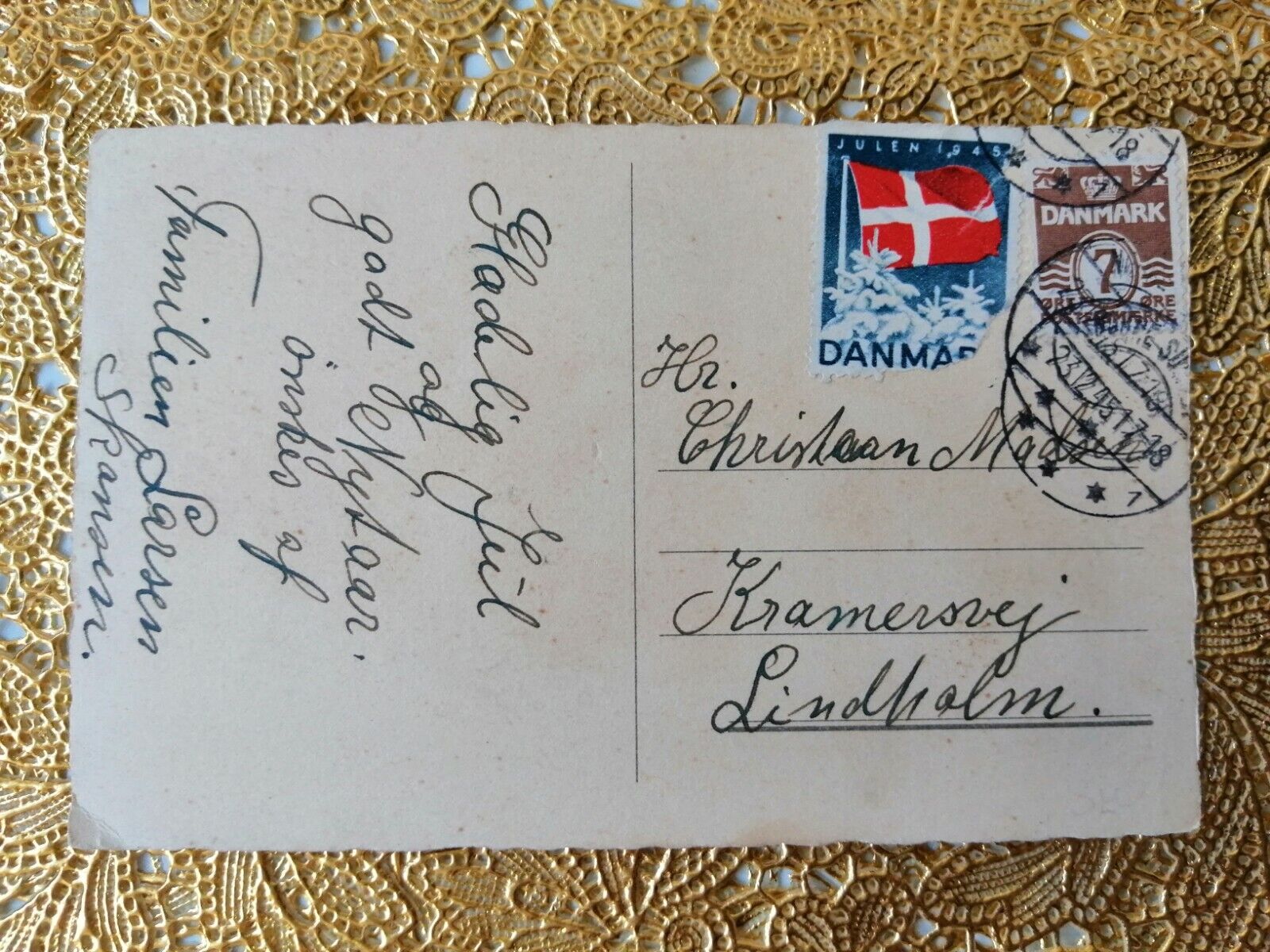 Vintage and collectible Danish Christmas card.Posted in 1945.. ( No. 7 H )