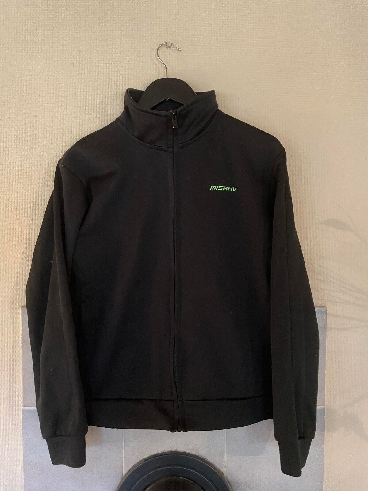 MISBHV Tracktop