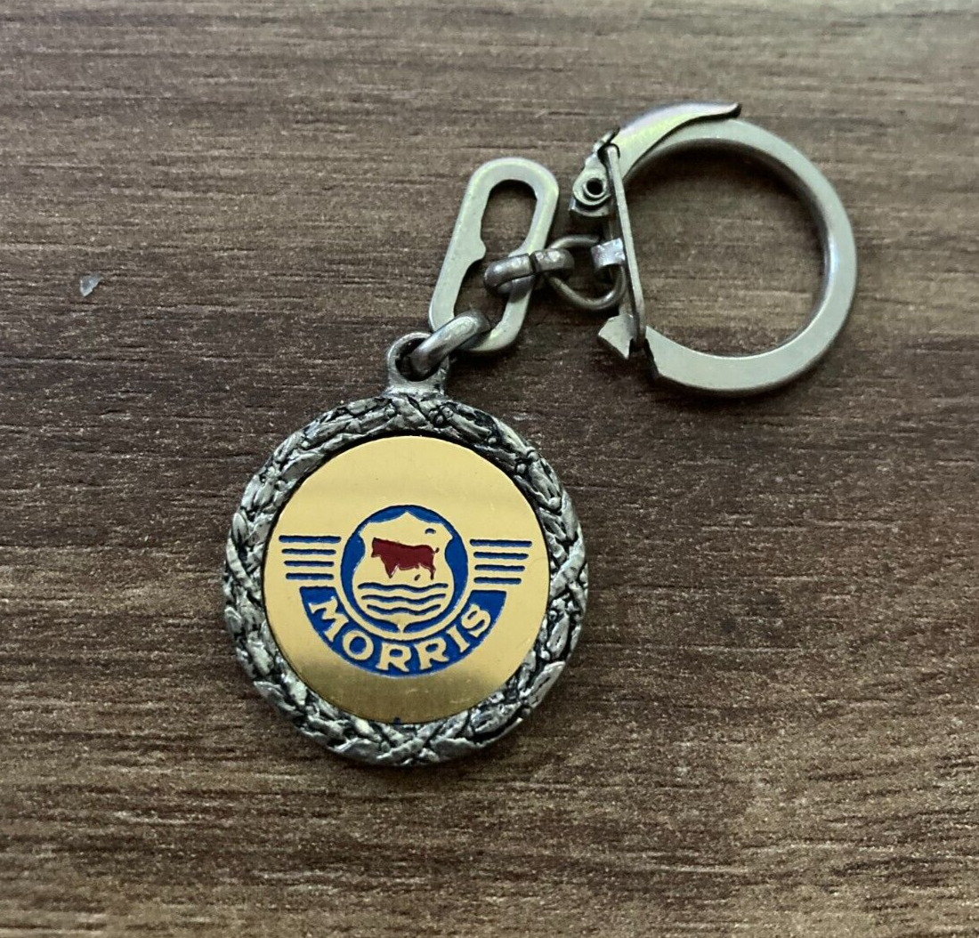 Vintage Morris Car Emblem Keychain - Classic British Auto Accessory