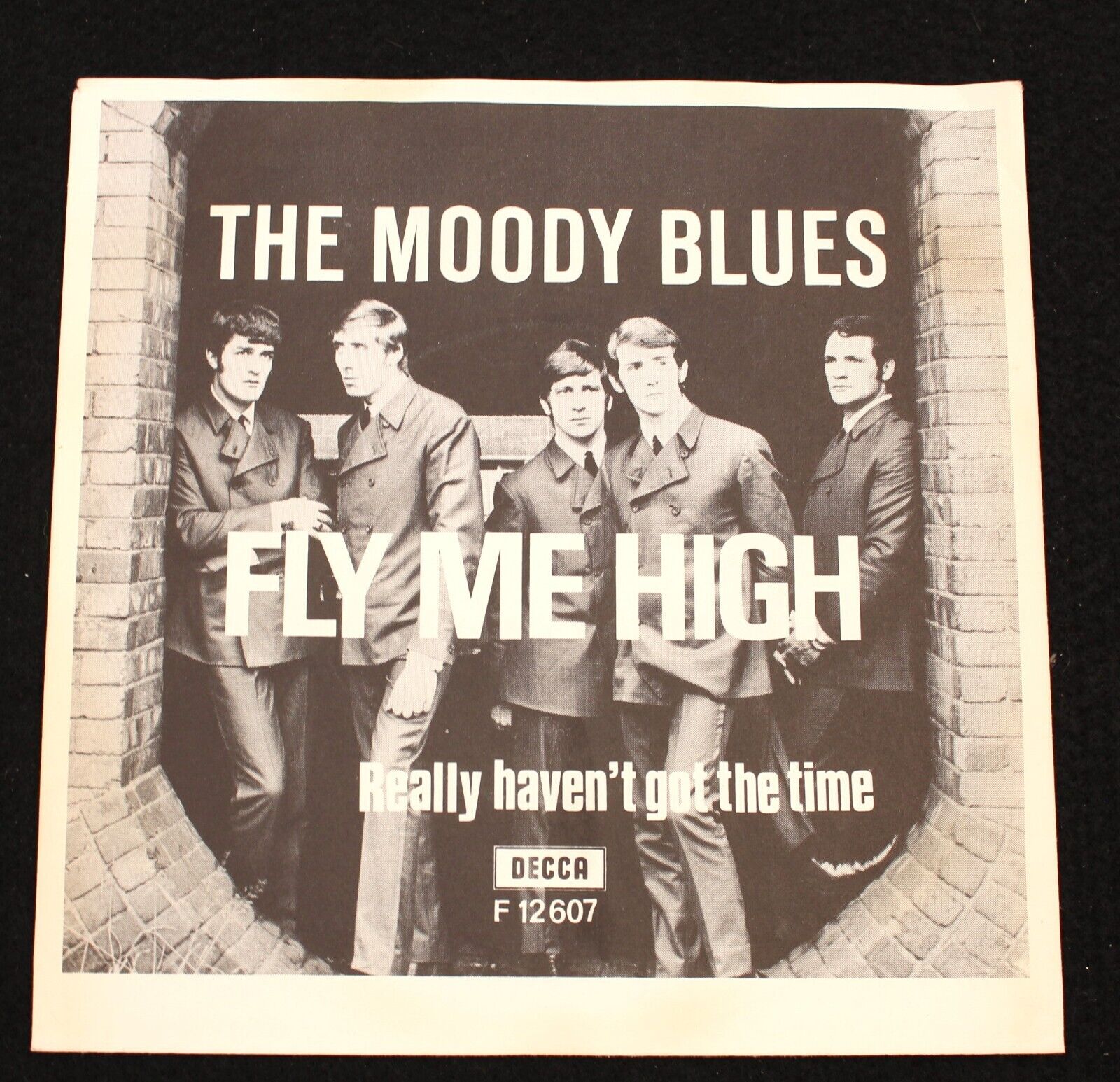 MOODY BLUES Fly Me High RARE! Danish 45 + PS NM Superb copy