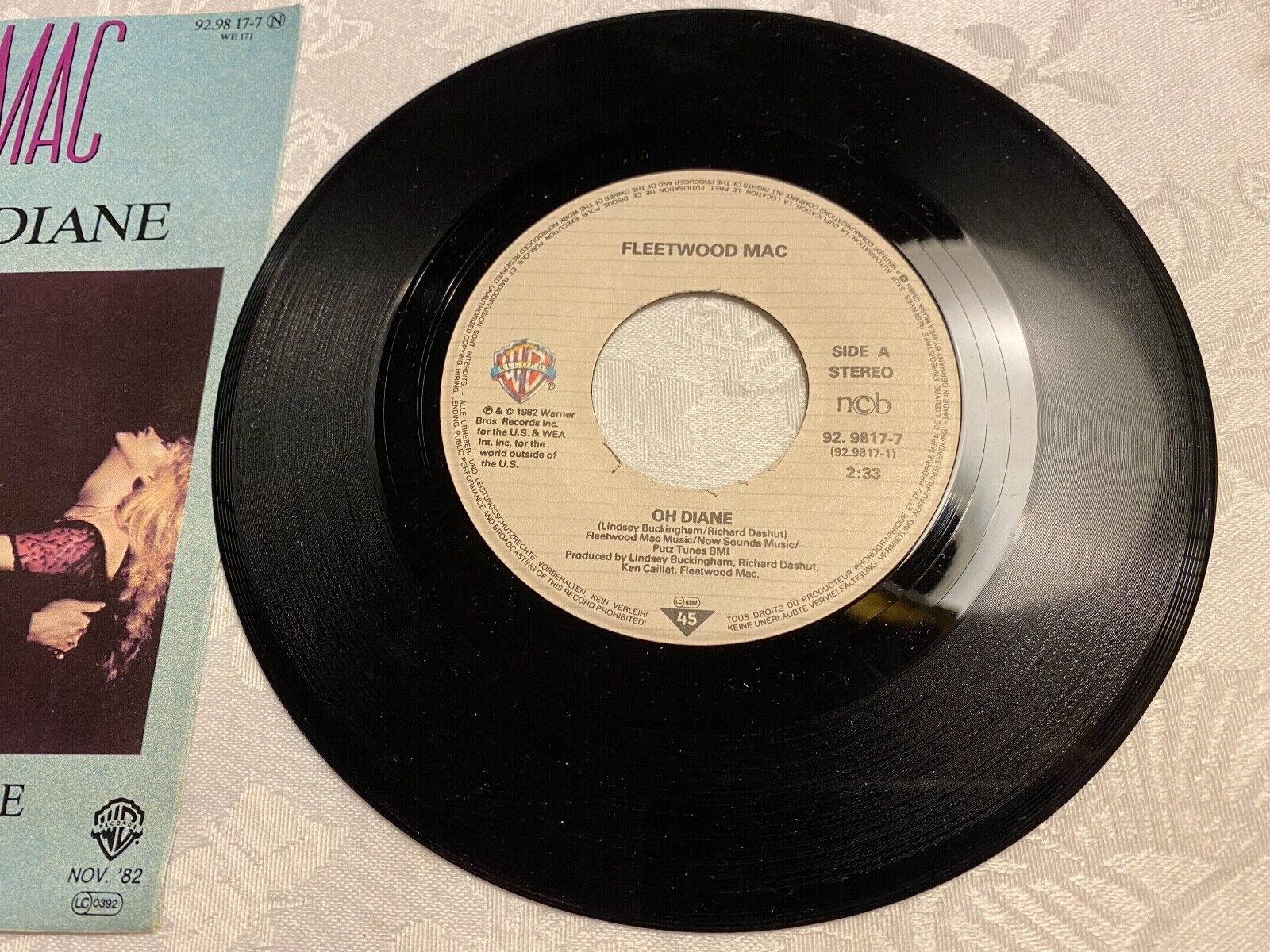 FLEETWOOD MAC "OH DIANE / LOVE IN STORE" WARNER BROS RECORDS 7" 1982 NCB STEREO