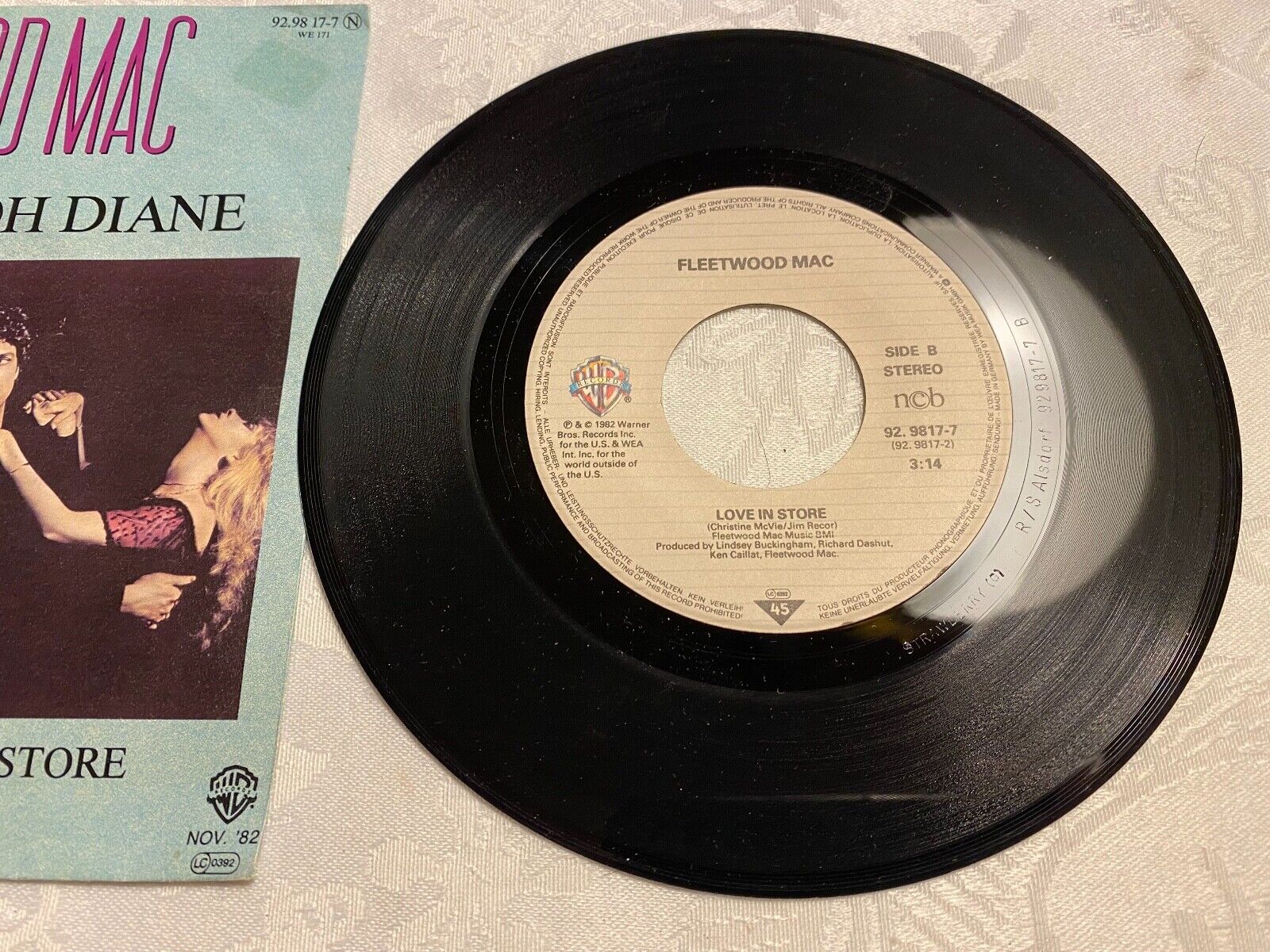 FLEETWOOD MAC "OH DIANE / LOVE IN STORE" WARNER BROS RECORDS 7" 1982 NCB STEREO