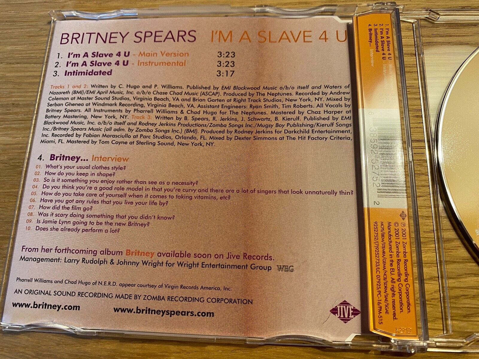 BRITNEY SPEARS "I´M A SLAVE 4 U/INTIMIDATED" CD SINGLE 4 TRACK 2001 +INTERVIEW**