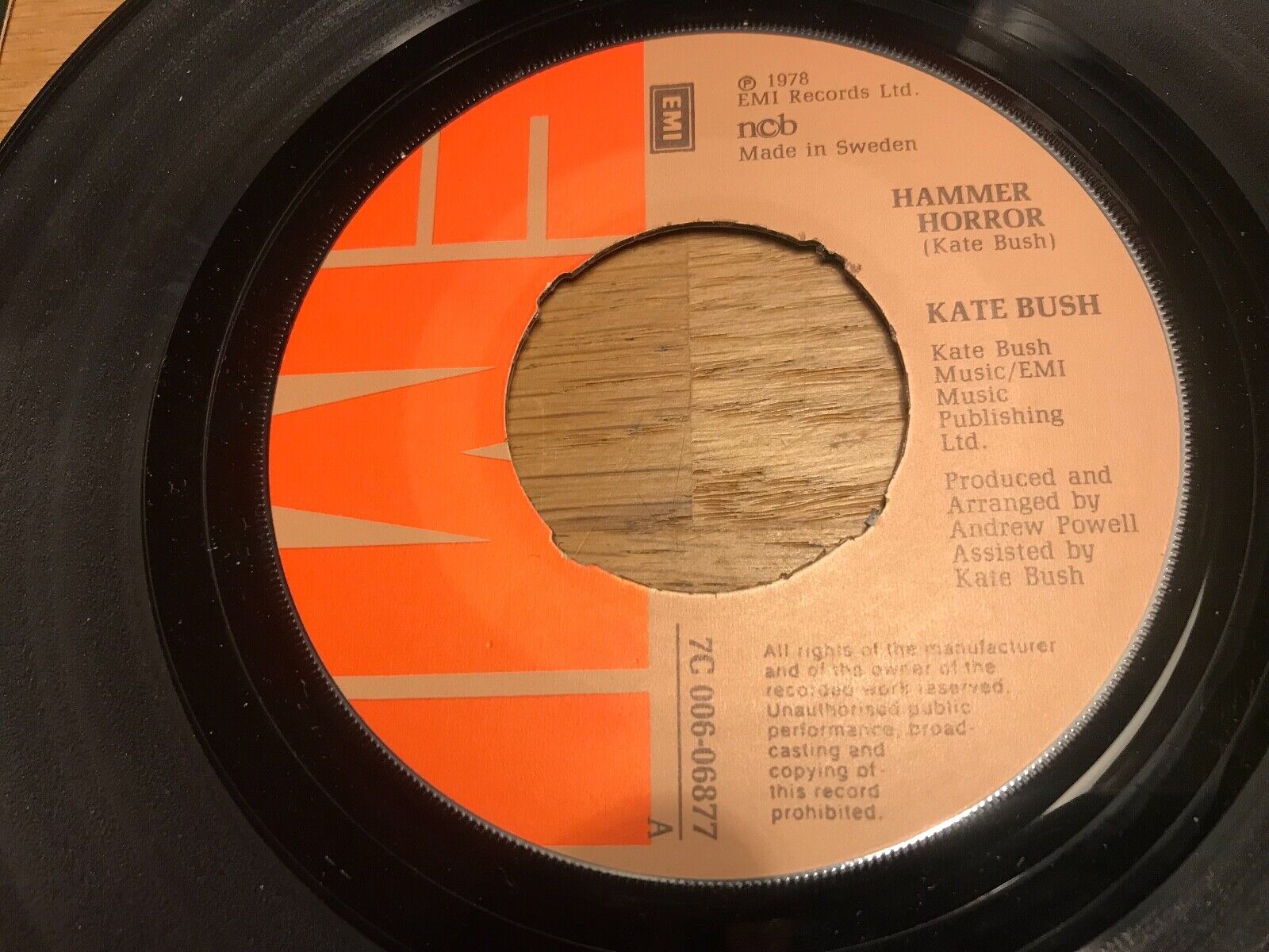 KATE BUSH "HAMMER HORROR / COFFEE HOMEGROUND" 1978 EMI RECORDS NCB SWEDEN RARE**